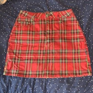 Patterned mini skirt, size M